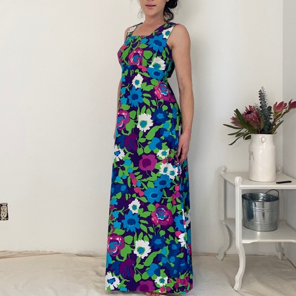 Vintage Maluna Hawaii Maxi Dress - Picture 3 of 10